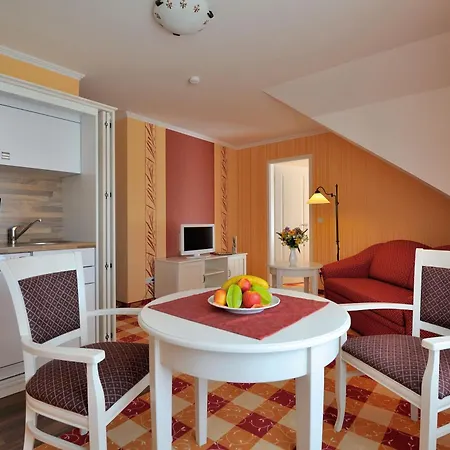 Godewind 3* Тиссов